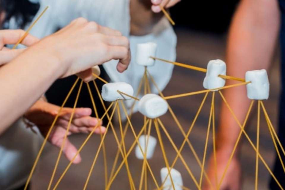 5 Unusual Team Building Activities With Specific Objectives